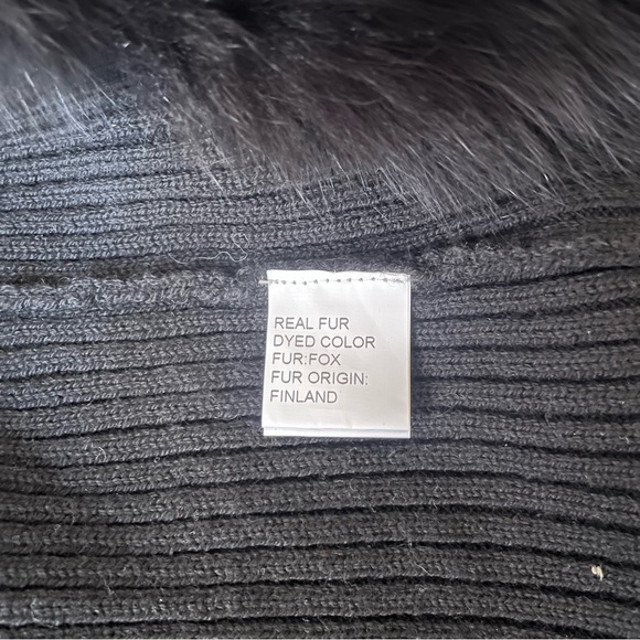 Caruana Real Fox Fur Open Vest Women Black (Size M) - Picture 7 of 9